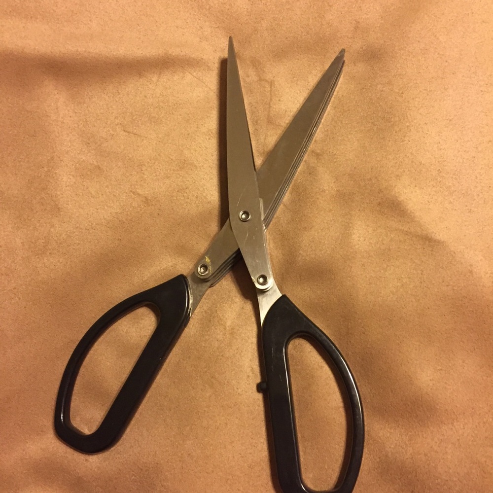 Shedder Scissors